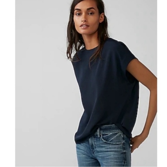 Express Bundle of (2) Crepe Boxy Fit Blouses - Picture 8 of 9